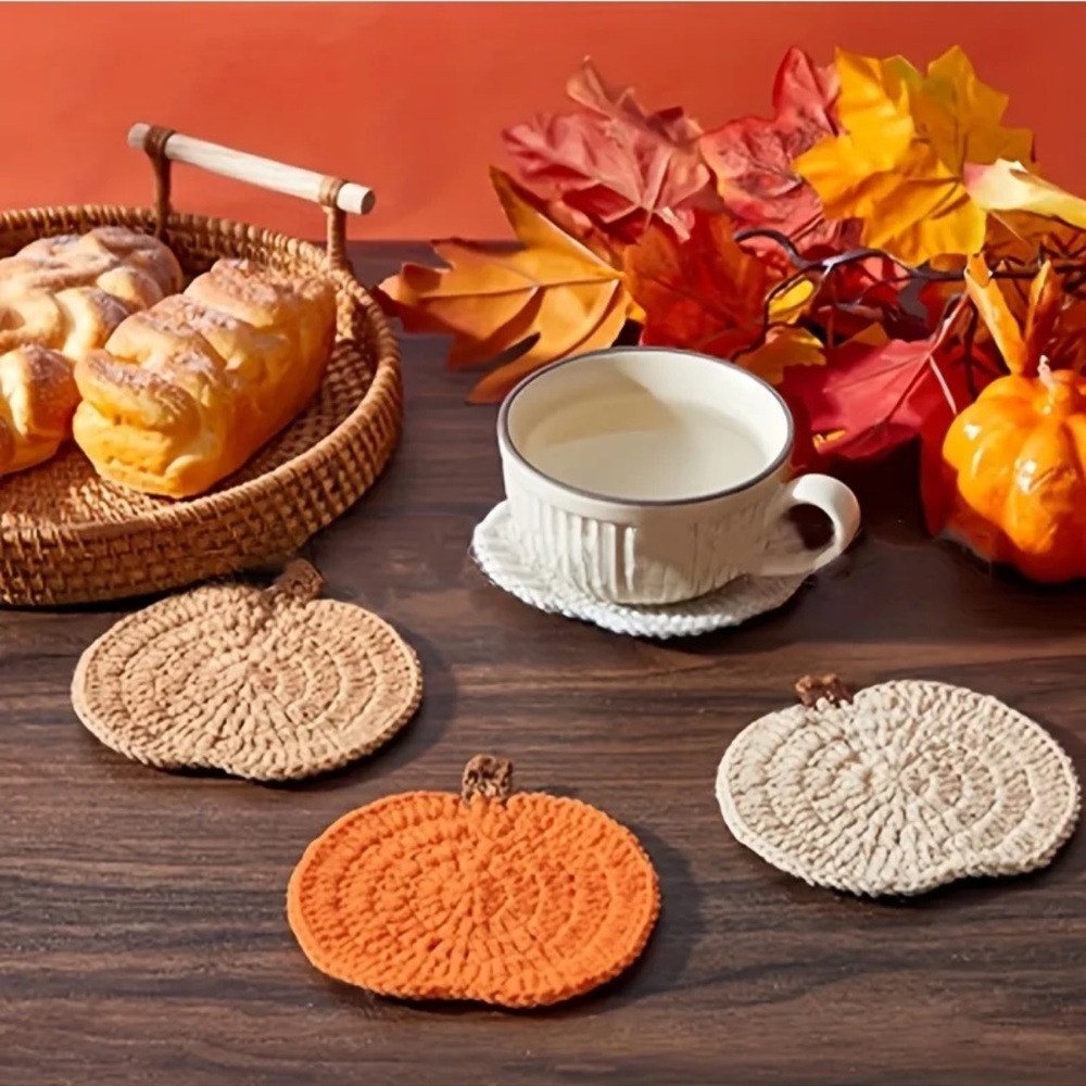 4 Pc Handmade Knitted Pumpkin Shaped Coasters Set New - Picture 1 of 7